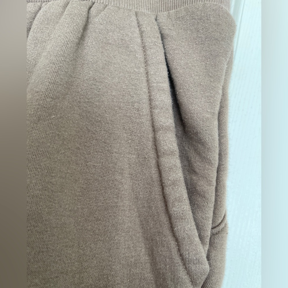 Xersion Taupe Jogger Sweatpants – Size XL | Fleece Lined Athleisure - Picture 4 of 9